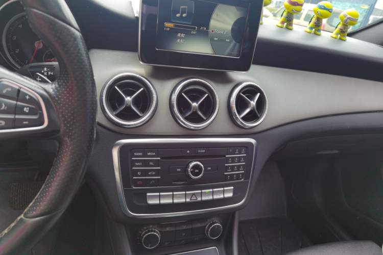 Used Mercedes-Benz CLA 2016 Facelifted CLA 200 Stylish Edition Audio And AC Panel