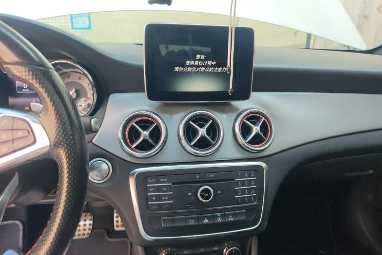 Used Mercedes-Benz CLA 2016 CLA 220 4MATIC Audio And AC Panel