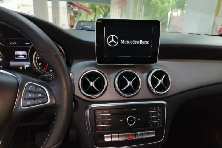 Used Mercedes-Benz CLA 2016 Refreshed CLA 200 Sport Edition Audio And AC Panel