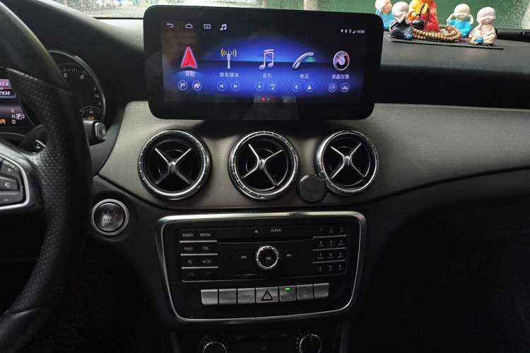 Used Mercedes-Benz CLA 2016 Facelifted CLA 200 Stylish Edition Audio And AC Panel