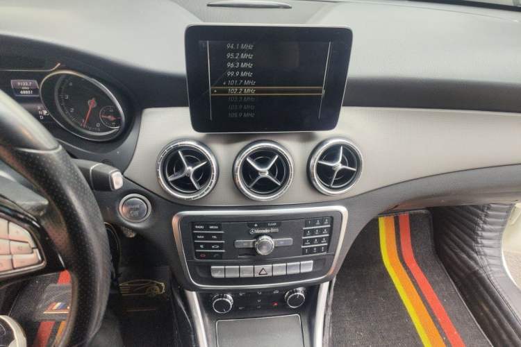Used Mercedes-Benz CLA 2016 Refreshed CLA 200 Sport Edition Audio And AC Panel