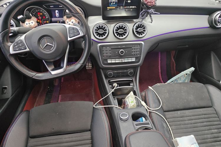 Used Mercedes-Benz CLA 2016 Year Restyled CLA 220 4MATIC Center Console