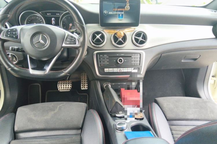 Used Mercedes-Benz CLA 2016 Year Restyled CLA 220 4MATIC Center Console