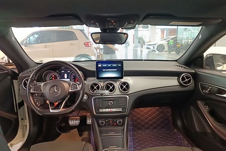 Used Mercedes-Benz CLA 2016 Year Restyled CLA 220 4MATIC Center Console