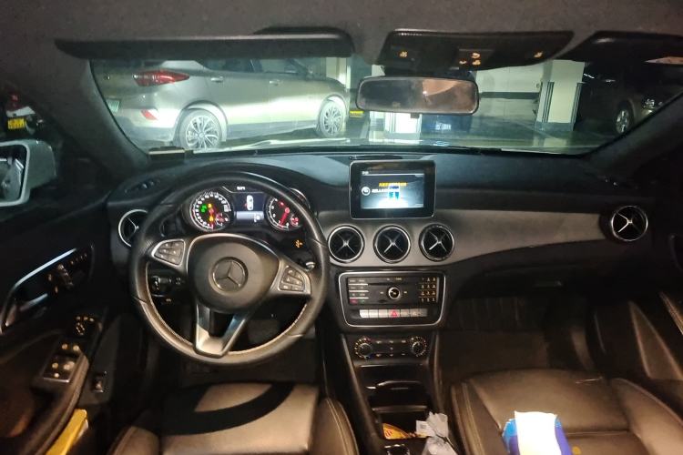 Used Mercedes-Benz CLA 2016 Facelifted CLA 200 Stylish Edition Center Console