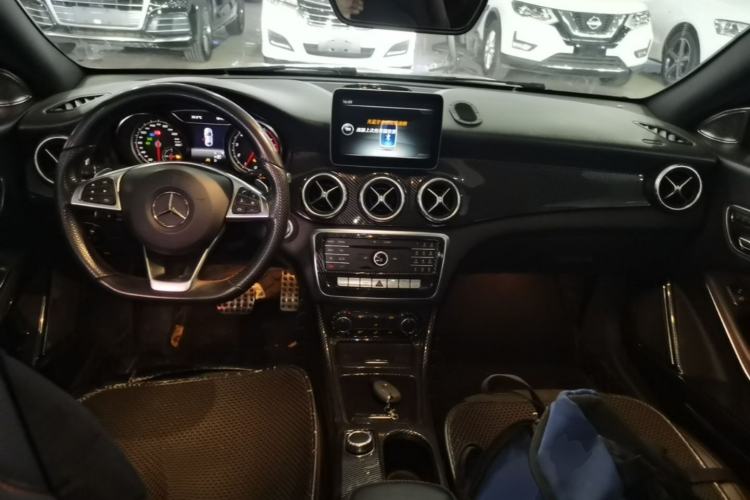 Used Mercedes-Benz CLA 2016 Year Restyled CLA 220 4MATIC Center Console