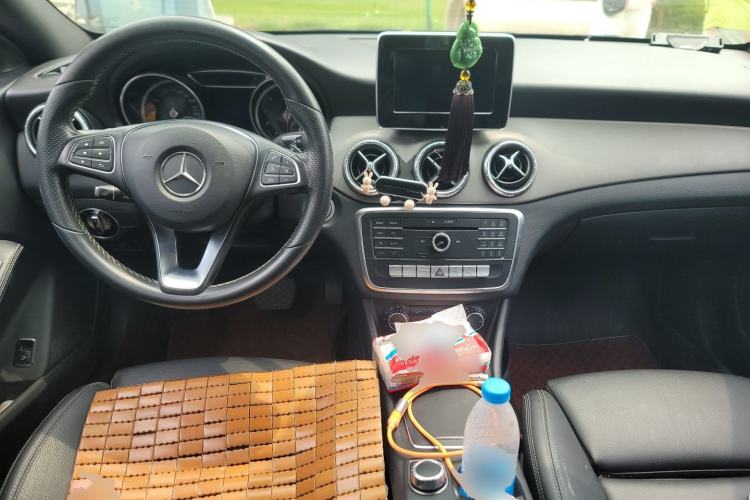 Used Mercedes-Benz CLA 2016 Facelifted CLA 200 Stylish Edition Center Console