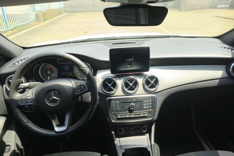 Used Mercedes-Benz CLA 2016 CLA 200 Sport Edition Center Console
