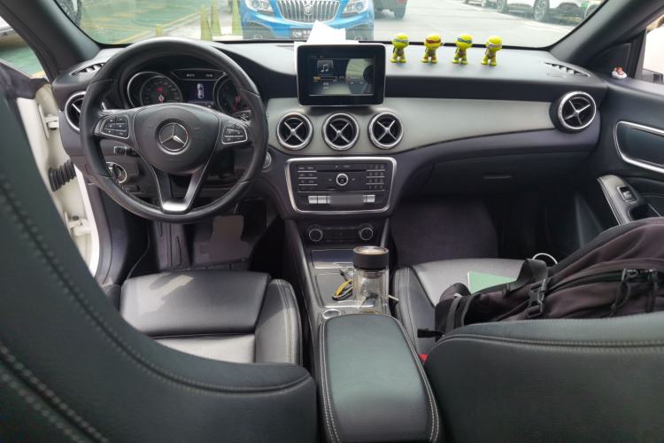 Used Mercedes-Benz CLA 2016 Facelifted CLA 200 Stylish Edition Center Console