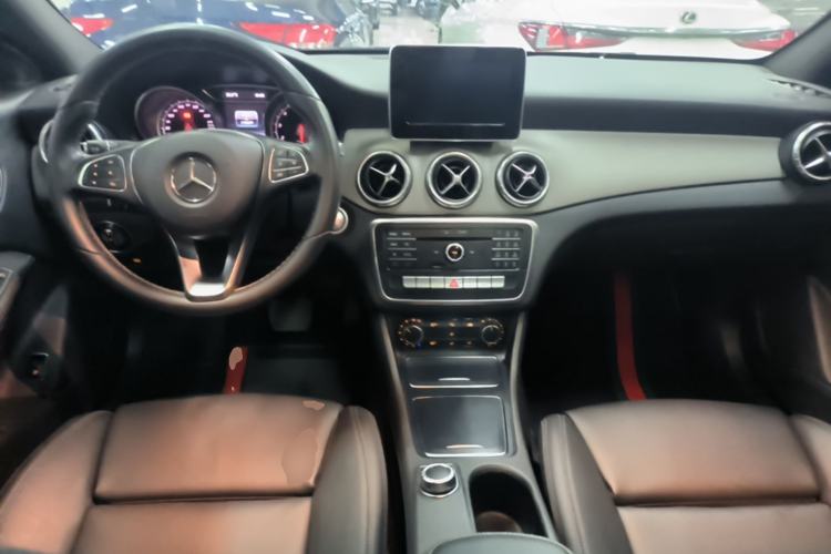 Used Mercedes-Benz CLA 2016 Facelifted CLA 200 Stylish Edition Center Console