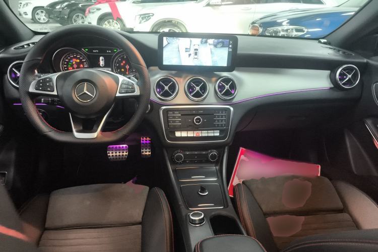 Used Mercedes-Benz CLA 2016 Year Restyled CLA 220 4MATIC Center Console