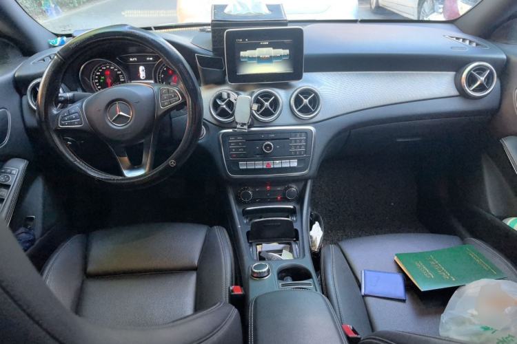 Used Mercedes-Benz CLA 2016 Refreshed CLA 200 Sport Edition Center Console