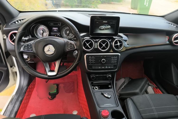 Used Mercedes-Benz CLA 2016 CLA 200 Sport Edition Center Console