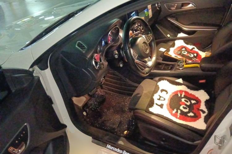 Used Mercedes-Benz CLA 2016 Year Restyled CLA 220 4MATIC Driver Seat