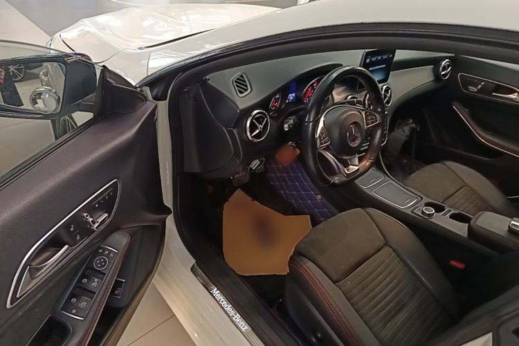 Used Mercedes-Benz CLA 2016 Year Restyled CLA 220 4MATIC Driver Seat