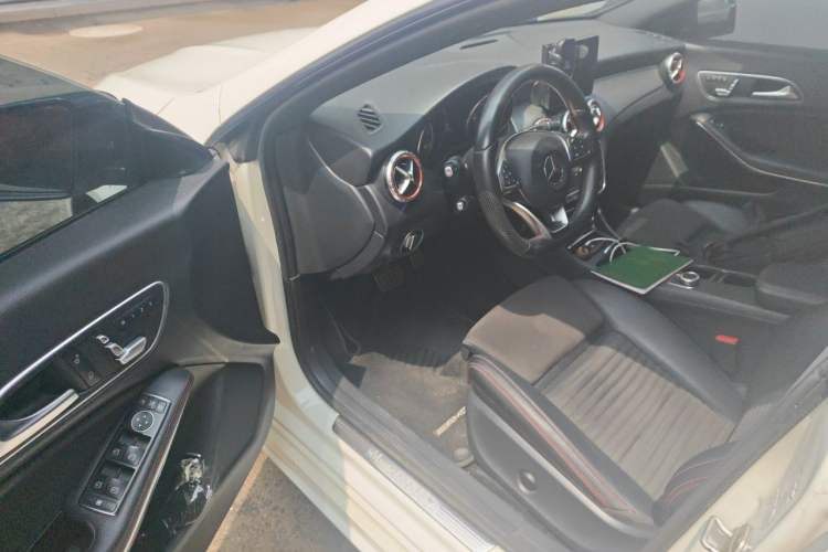 Used Mercedes-Benz CLA 2016 Year Restyled CLA 220 4MATIC Driver Seat