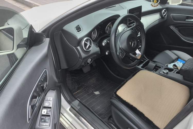 Used Mercedes-Benz CLA 2016 CLA 200 Style Edition Driver Seat