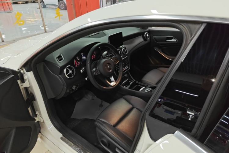 Used Mercedes-Benz CLA 2016 Refreshed CLA 200 Sport Edition Driver Seat