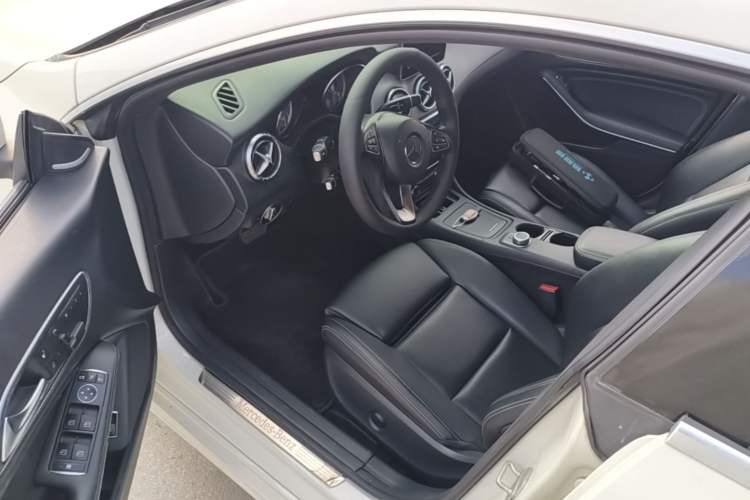 Used Mercedes-Benz CLA 2016 CLA 200 Style Edition Driver Seat