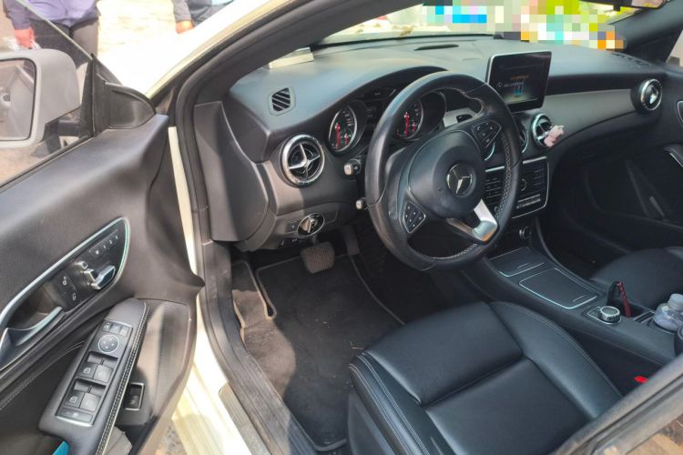 Used Mercedes-Benz CLA 2016 Facelifted CLA 200 Stylish Edition Driver Seat