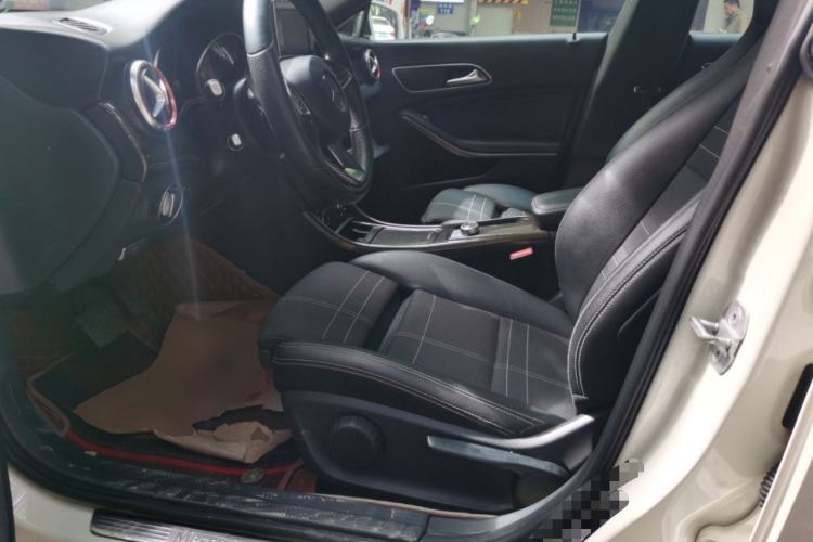 Used Mercedes-Benz CLA 2016 CLA 200 Sport Edition Driver Seat