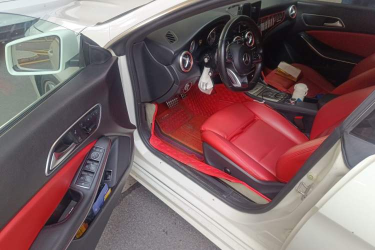 Used Mercedes-Benz CLA 2016 CLA 220 4MATIC Driver Seat