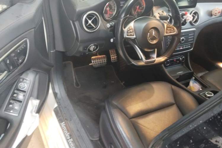 Used Mercedes-Benz CLA 2016 CLA 260 4MATIC Driver Seat