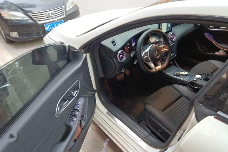 Used Mercedes-Benz CLA 2016 Year Restyled CLA 220 4MATIC Driver Seat