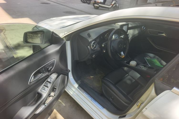 Used Mercedes-Benz CLA 2016 CLA 200 Style Edition Driver Seat