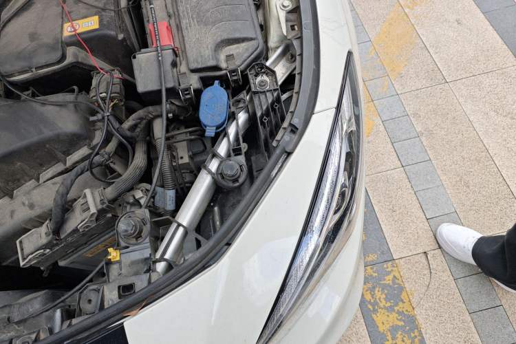 Used Mercedes-Benz CLA 2016 CLA 220 4MATIC Engine Bay Left