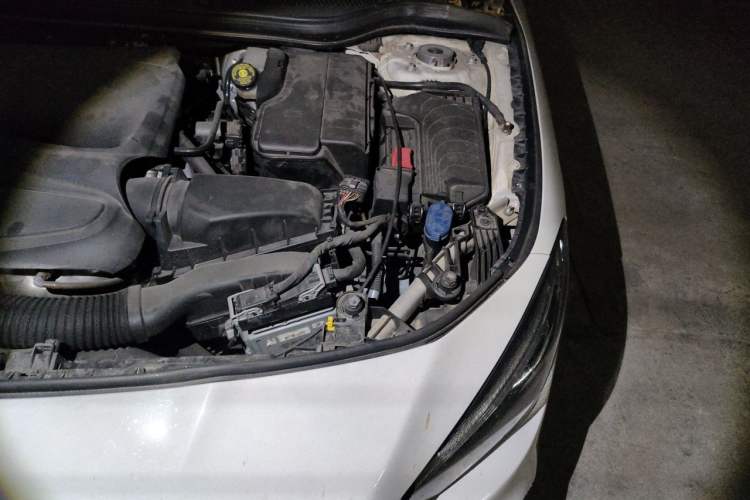 Used Mercedes-Benz CLA 2016 Facelifted CLA 260 4MATIC Engine Bay Left