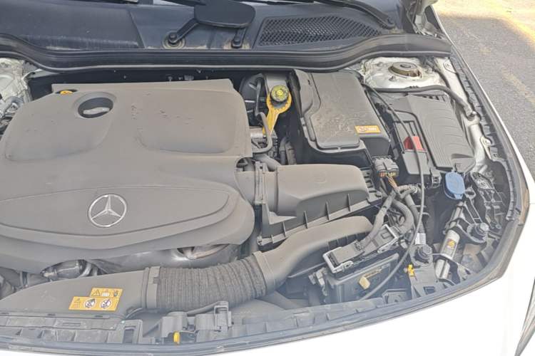 Used Mercedes-Benz CLA 2016 CLA 220 4MATIC Engine Bay Left