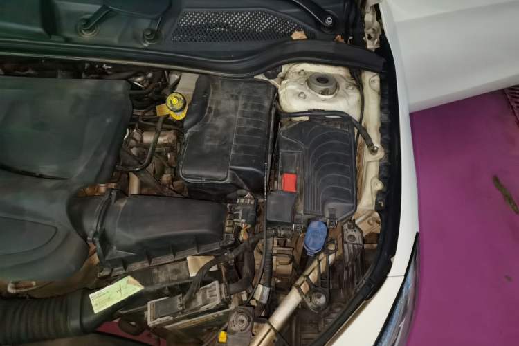 Used Mercedes-Benz CLA 2016 Facelifted CLA 260 4MATIC Engine Bay Left