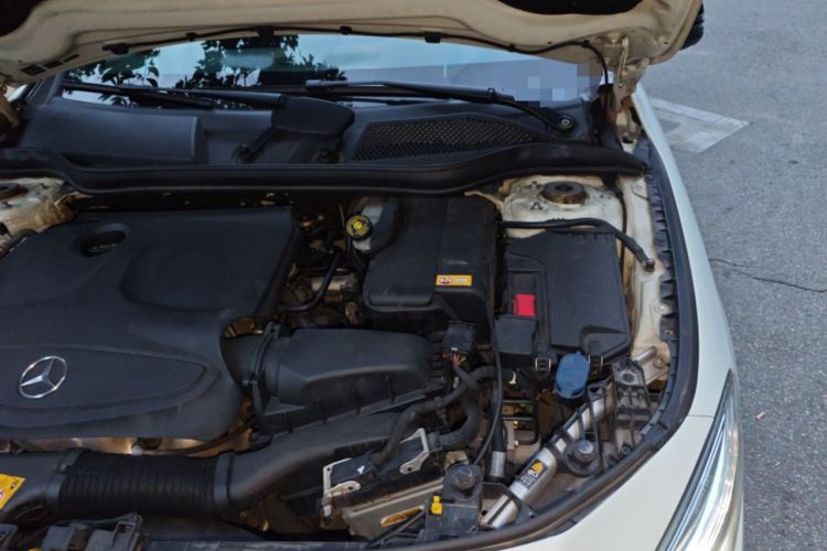 Used Mercedes-Benz CLA 2016 CLA 260 4MATIC Engine Bay Left