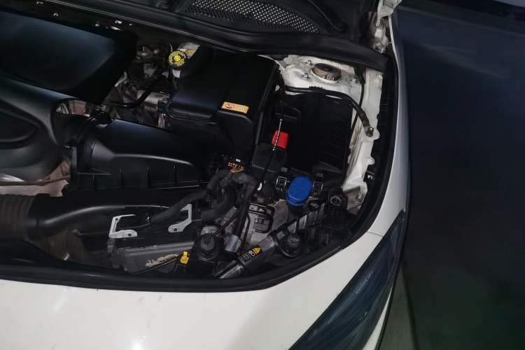 Used Mercedes-Benz CLA 2016 CLA 220 4MATIC Engine Bay Left