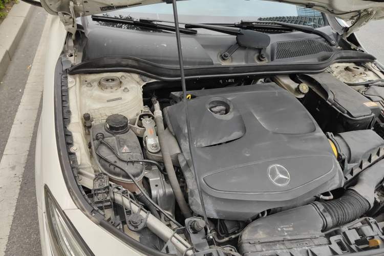 Used Mercedes-Benz CLA 2016 CLA 220 4MATIC Engine Bay Right