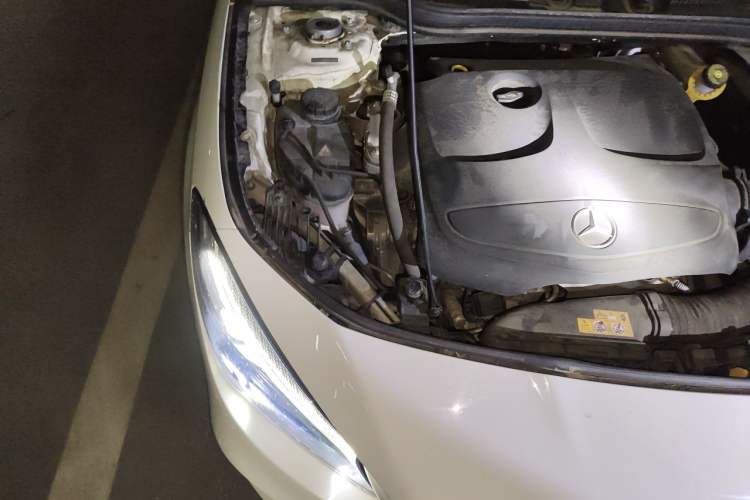 Used Mercedes-Benz CLA 2016 Facelifted CLA 260 4MATIC Engine Bay Right