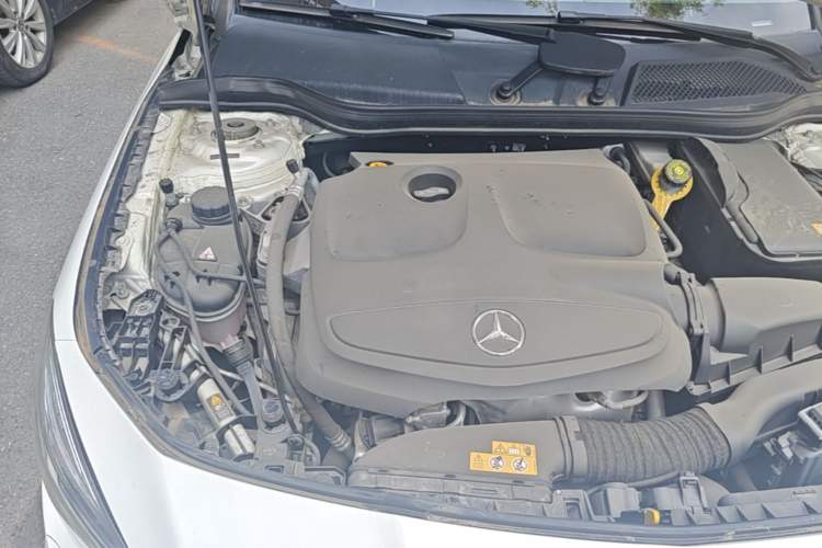 Used Mercedes-Benz CLA 2016 CLA 220 4MATIC Engine Bay Right