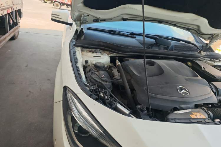 Used Mercedes-Benz CLA 2016 CLA 220 4MATIC Engine Bay Right