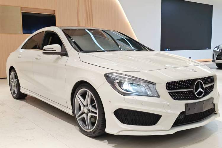 Used Mercedes-Benz CLA 2016 CLA 220 4MATIC Exterior 2