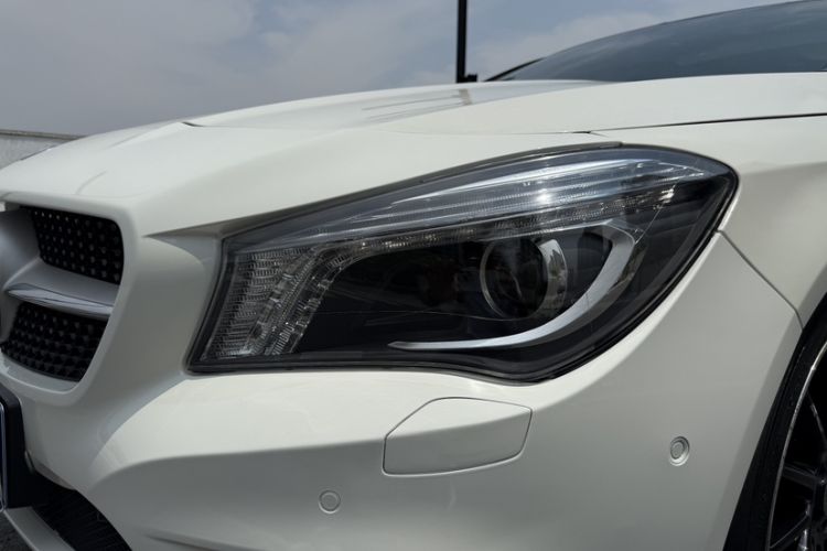 Used Mercedes-Benz CLA 2016 CLA 200 Style Edition Exterior 3