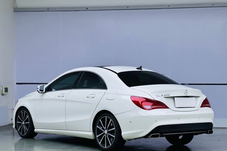 Used Mercedes-Benz CLA 2016 CLA 200 Style Edition Exterior 3
