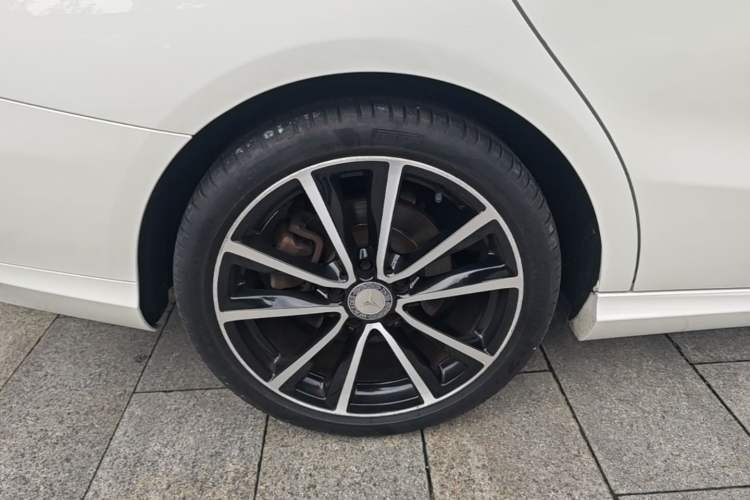 Used Mercedes-Benz CLA 2016 CLA 200 Style Edition Exterior 3