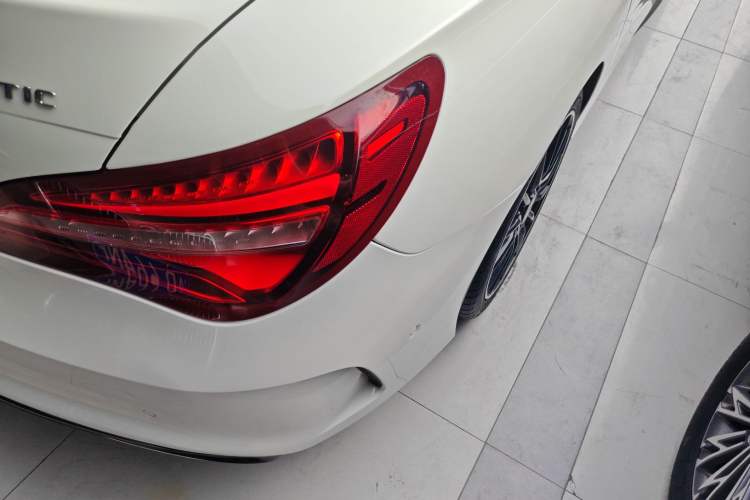 Used Mercedes-Benz CLA 2016 Facelifted CLA 260 4MATIC Exterior 3