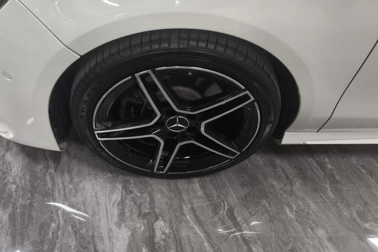 Used Mercedes-Benz CLA 2016 Year Restyled CLA 220 4MATIC Exterior 4