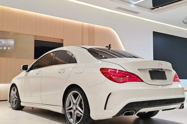 Used Mercedes-Benz CLA 2016 CLA 220 4MATIC Exterior 4