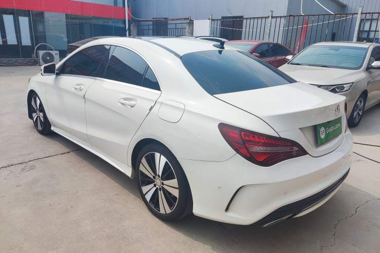 Used Mercedes-Benz CLA 2016 Facelifted CLA 200 Stylish Edition Exterior 5
