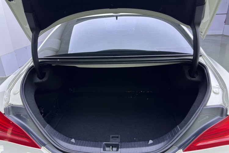 Used Mercedes-Benz CLA 2016 CLA 200 Style Edition Exterior 6