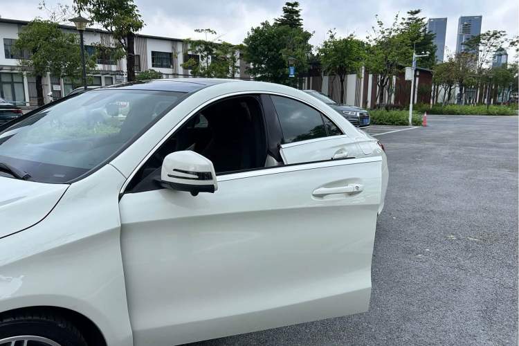 Used Mercedes-Benz CLA 2016 CLA 220 4MATIC Exterior 6