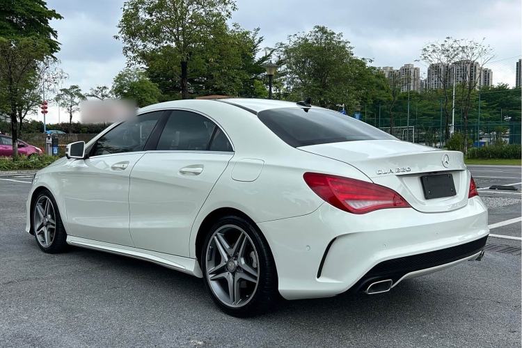 Used Mercedes-Benz CLA 2016 CLA 220 4MATIC Exterior 9